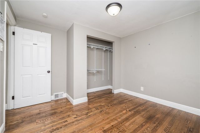 113 Mcginley Dr, Shaler, PA 15116