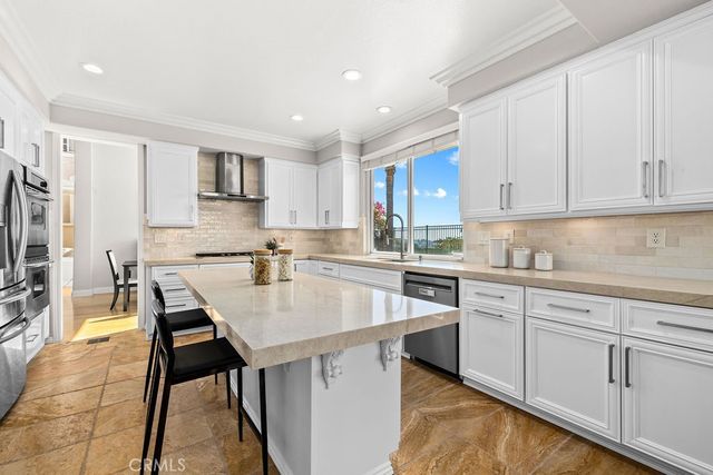 23 Golf Ridge, Rancho Santa Margarita, CA 92679
