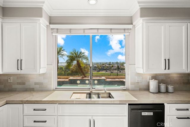 23 Golf Ridge, Rancho Santa Margarita, CA 92679