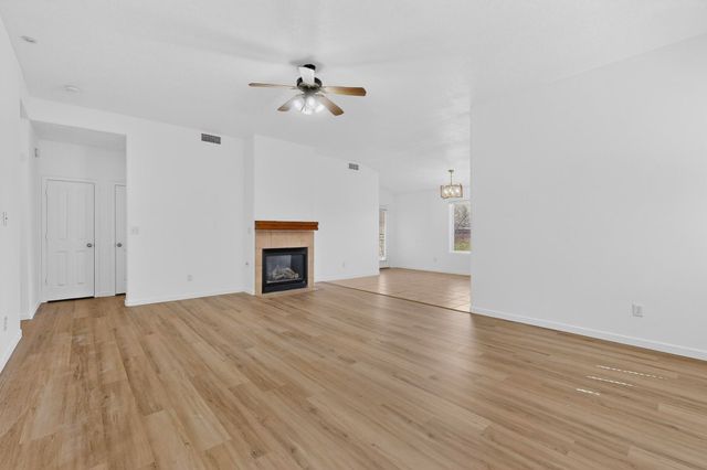 1316 Reynosa Loop SE, Rio Rancho, NM 87124