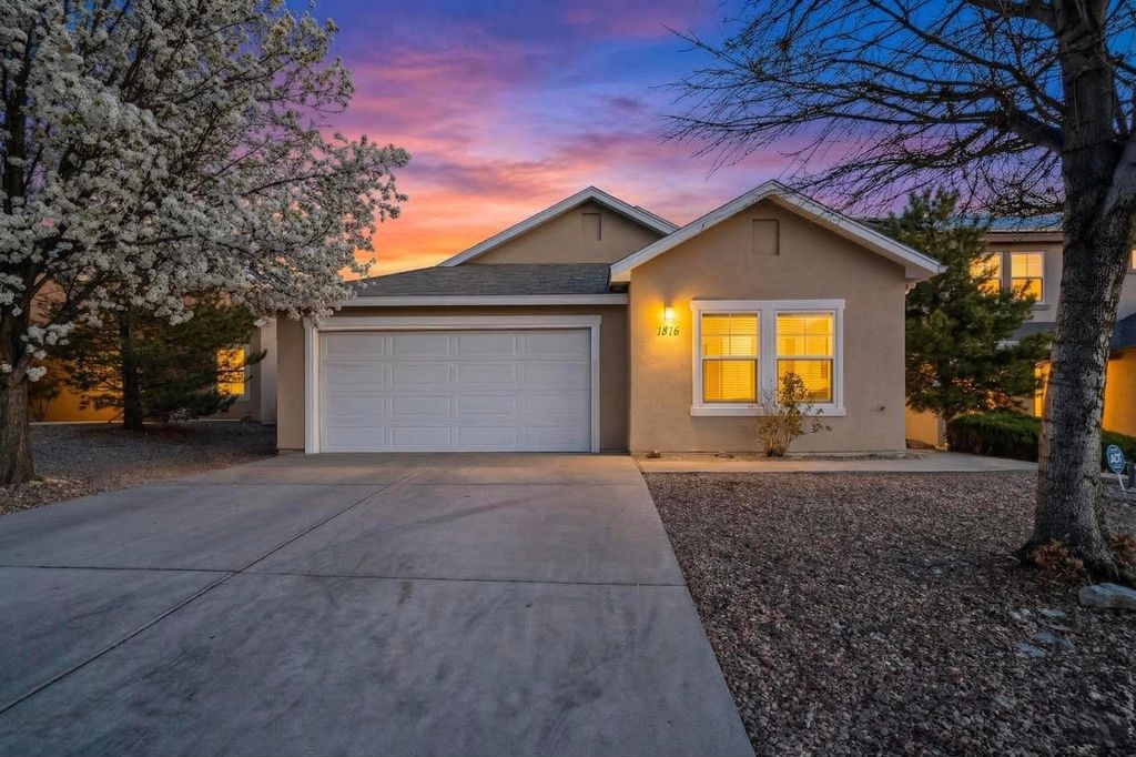 1316 Reynosa Loop SE, Rio Rancho, NM 87124