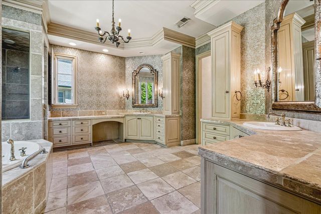 287 CLOISTER GREEN LN, Memphis, TN 38120