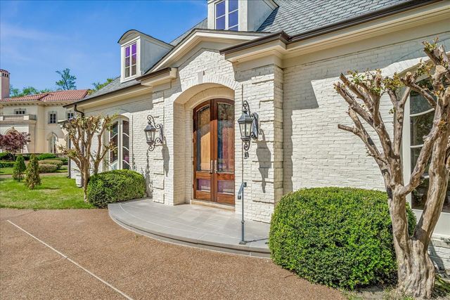 287 CLOISTER GREEN LN, Memphis, TN 38120