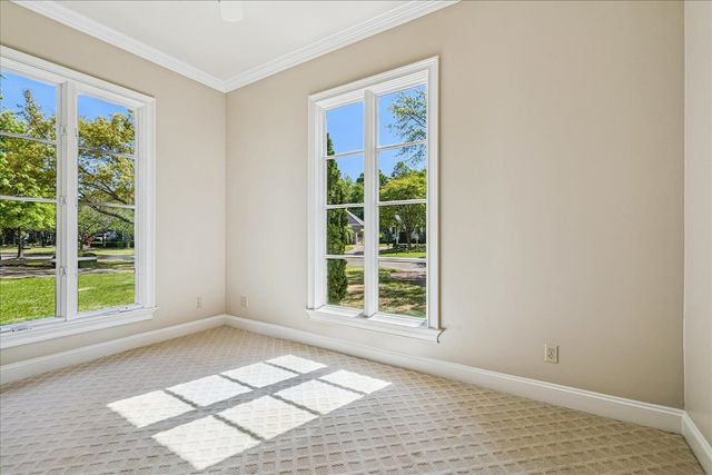 287 CLOISTER GREEN LN, Memphis, TN 38120