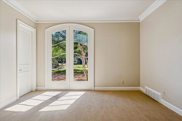 287 CLOISTER GREEN LN, Memphis, TN 38120