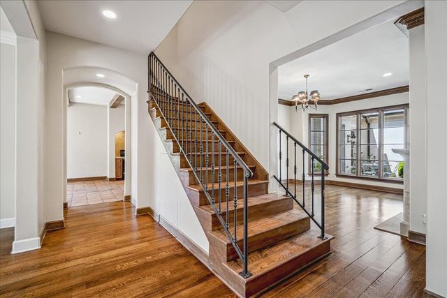 287 CLOISTER GREEN LN, Memphis, TN 38120