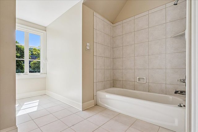 287 CLOISTER GREEN LN, Memphis, TN 38120