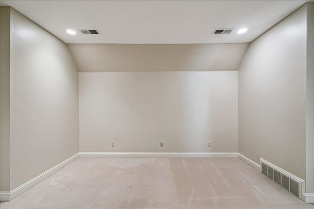 287 CLOISTER GREEN LN, Memphis, TN 38120