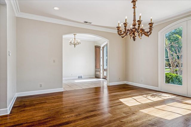 287 CLOISTER GREEN LN, Memphis, TN 38120