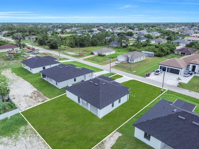 3618 6TH STREET SW, Lehigh Acres, FL 33976