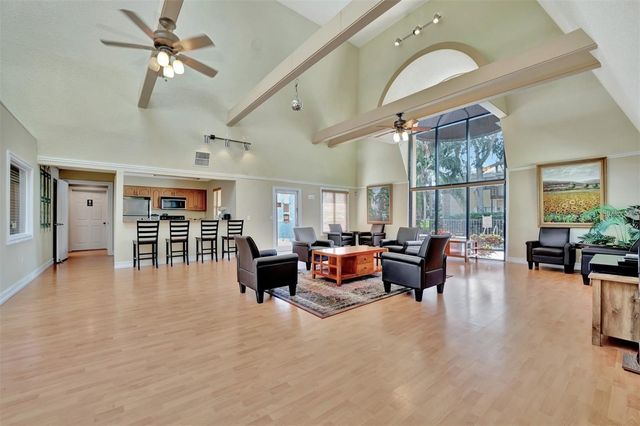 3001 58TH AVENUE S 1014, St Petersburg, FL 33712