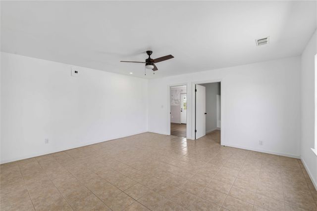 1604 5th Street, Goldthwaite, TX 76844