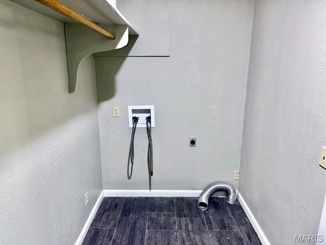 1014 N Woodland Drive, Dexter, MO 63841