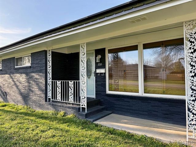 1014 N Woodland Drive, Dexter, MO 63841