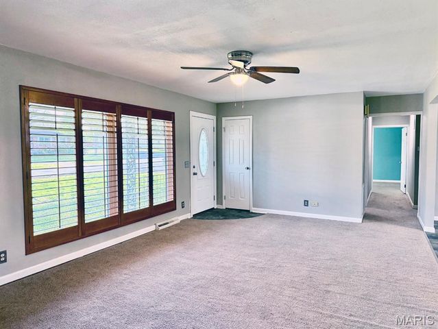 1014 N Woodland Drive, Dexter, MO 63841