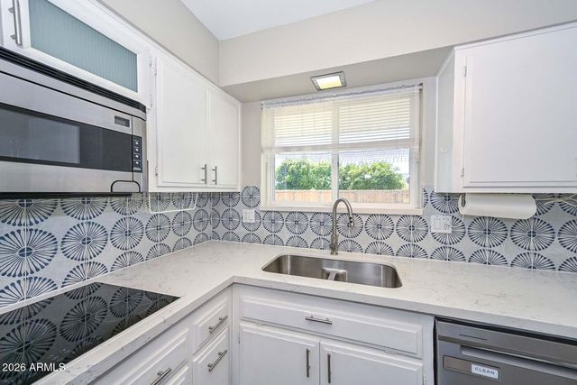 10131 W ALABAMA Avenue, Sun City, AZ 85351