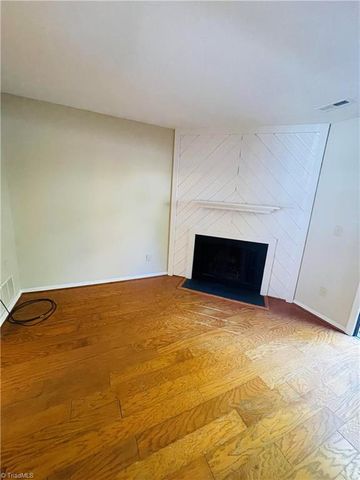 2607 Cottage Place, Greensboro, NC 27455