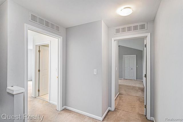 20082 Rodeo Court 8, Southfield, MI 48075