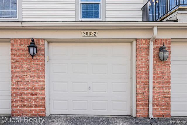 20082 Rodeo Court 8, Southfield, MI 48075
