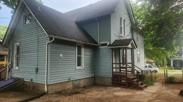 1518 9th Avenue, Rockford, IL 61104