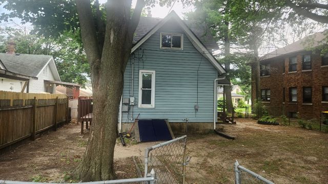 1518 9th Avenue, Rockford, IL 61104