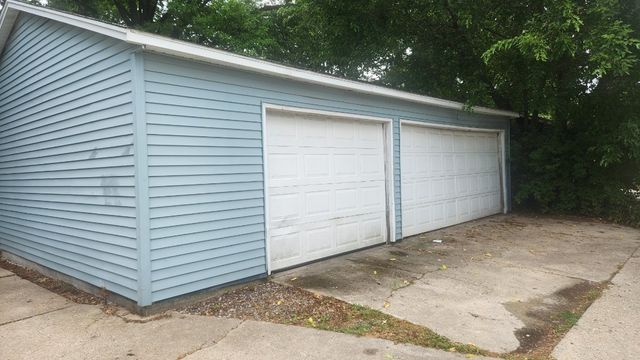1518 9th Avenue, Rockford, IL 61104