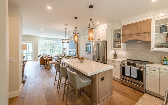 60 White Oaks Rd Unit 21, Laconia, NH 03246