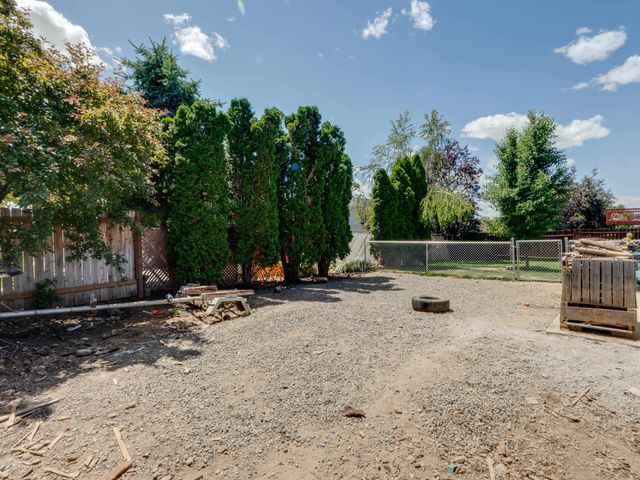520 E Beverly Ave, Medical Lake, WA 99022