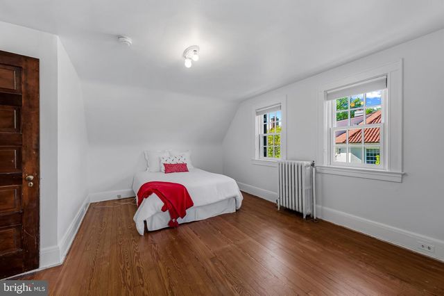 3810 FENCHURCH RD, Baltimore, MD 21218
