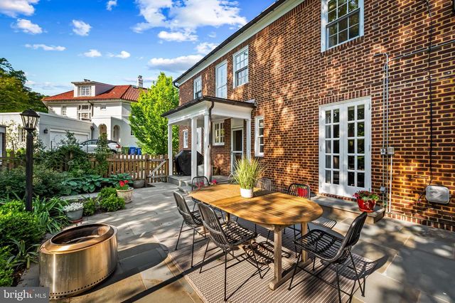 3810 FENCHURCH RD, Baltimore, MD 21218