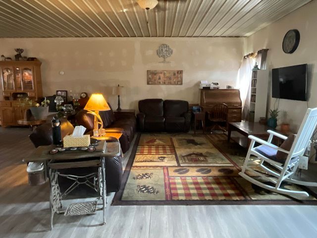 281 Adams Road, Owingsville, KY 40360