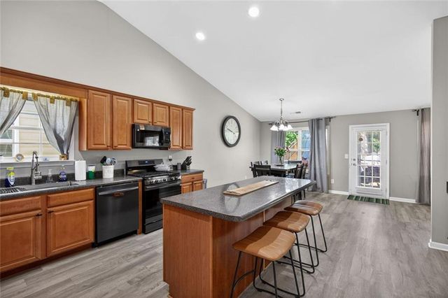 1041 S Creek Drive, Villa Rica, GA 30180