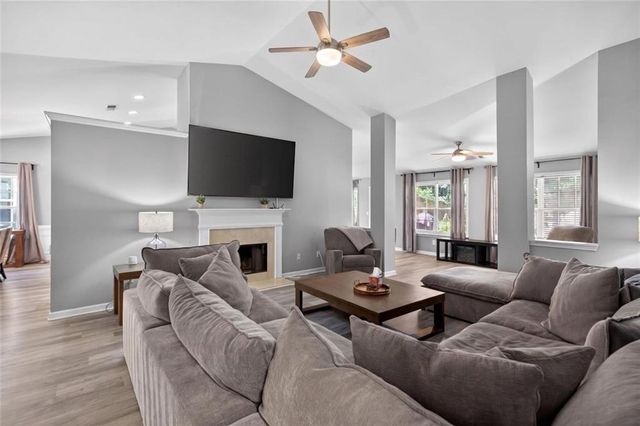1041 S Creek Drive, Villa Rica, GA 30180