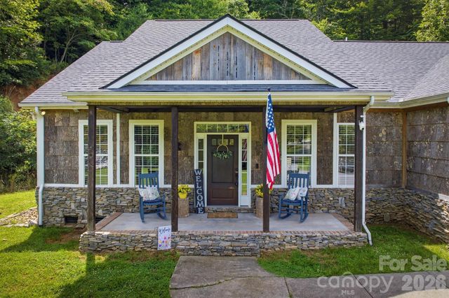 2570 Blowing Rock Boulevard, Lenoir, NC 28645