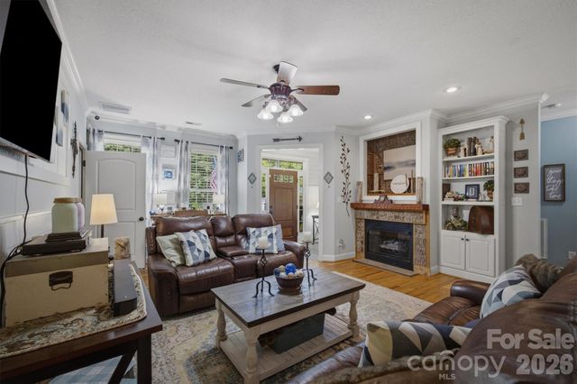 2570 Blowing Rock Boulevard, Lenoir, NC 28645