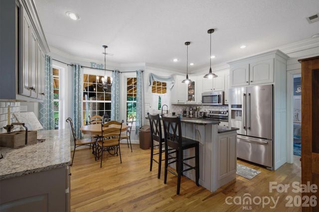 2570 Blowing Rock Boulevard, Lenoir, NC 28645
