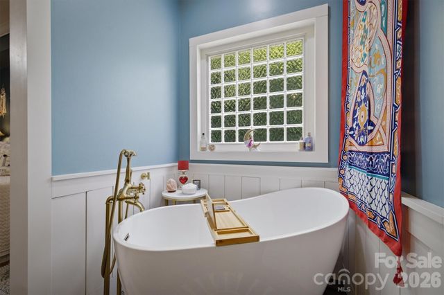 2570 Blowing Rock Boulevard, Lenoir, NC 28645