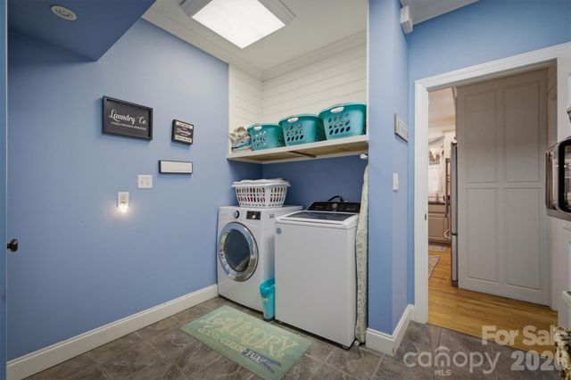 2570 Blowing Rock Boulevard, Lenoir, NC 28645
