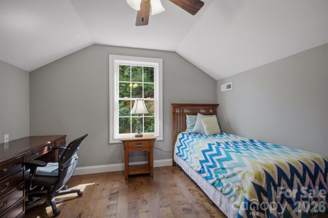 2570 Blowing Rock Boulevard, Lenoir, NC 28645