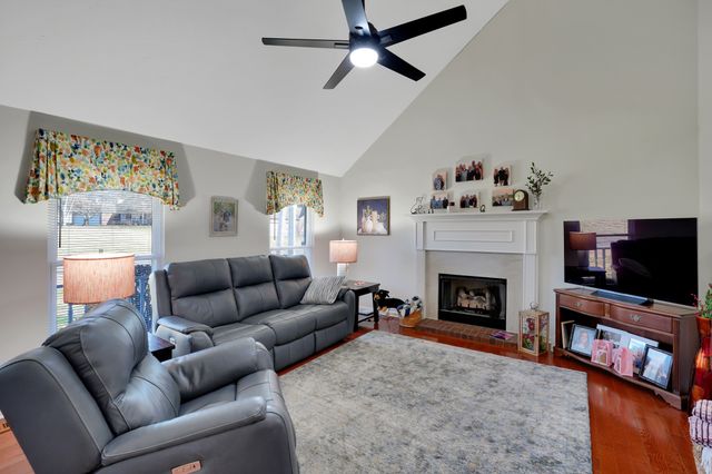 1009 Victoria Ln, W, Hendersonville, TN 37075