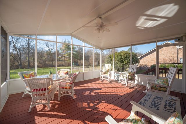 1009 Victoria Ln, W, Hendersonville, TN 37075