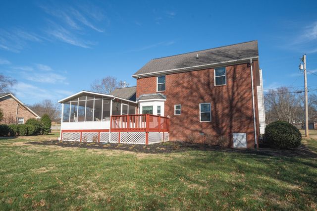 1009 Victoria Ln, W, Hendersonville, TN 37075