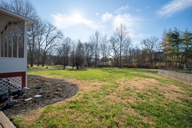 1009 Victoria Ln, W, Hendersonville, TN 37075