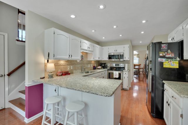 1009 Victoria Ln, W, Hendersonville, TN 37075