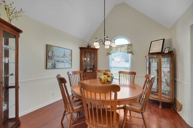 1009 Victoria Ln, W, Hendersonville, TN 37075