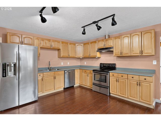 10316 Se LIEBE St, Portland, OR 97266
