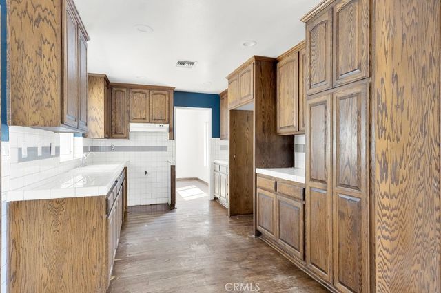 22319 Park Street, Newhall, CA 91321