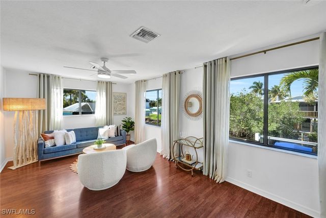 1285 Grand Canal DR, Naples, FL 34110