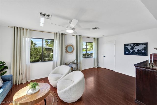 1285 Grand Canal DR, Naples, FL 34110