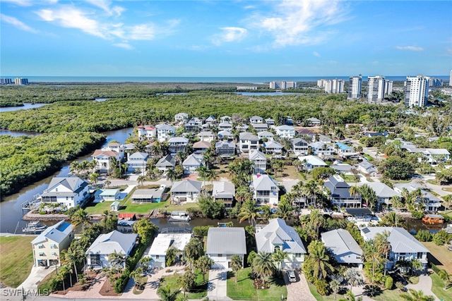 1285 Grand Canal DR, Naples, FL 34110